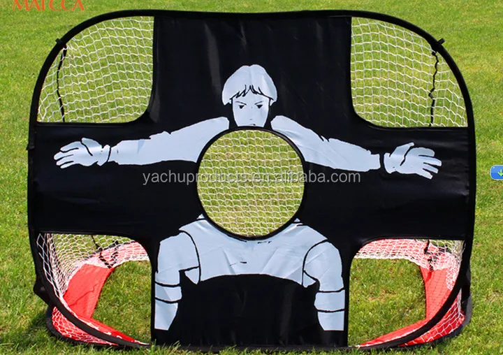 كرة القدم والهدف أو هدف كرة القدم المصغرة أو هدف كرة القدم المصغرة soccer ball and goal or mini soccer goal or mini soccer goal