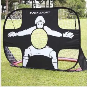 كرة القدم والهدف أو هدف كرة القدم المصغرة أو هدف كرة القدم المصغرة soccer ball and goal or mini soccer goal or mini soccer goal
