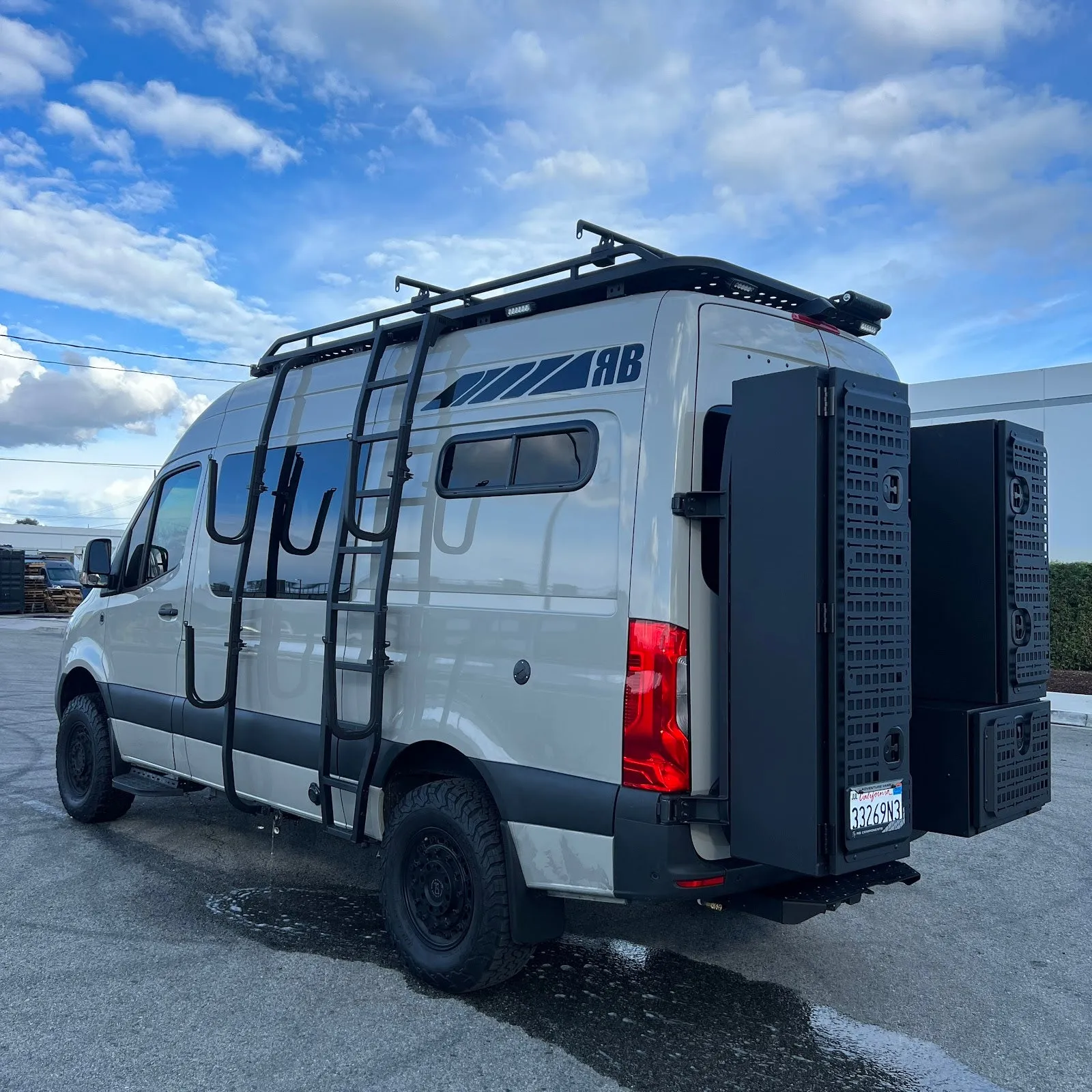 07  Side Surf Rack Pole