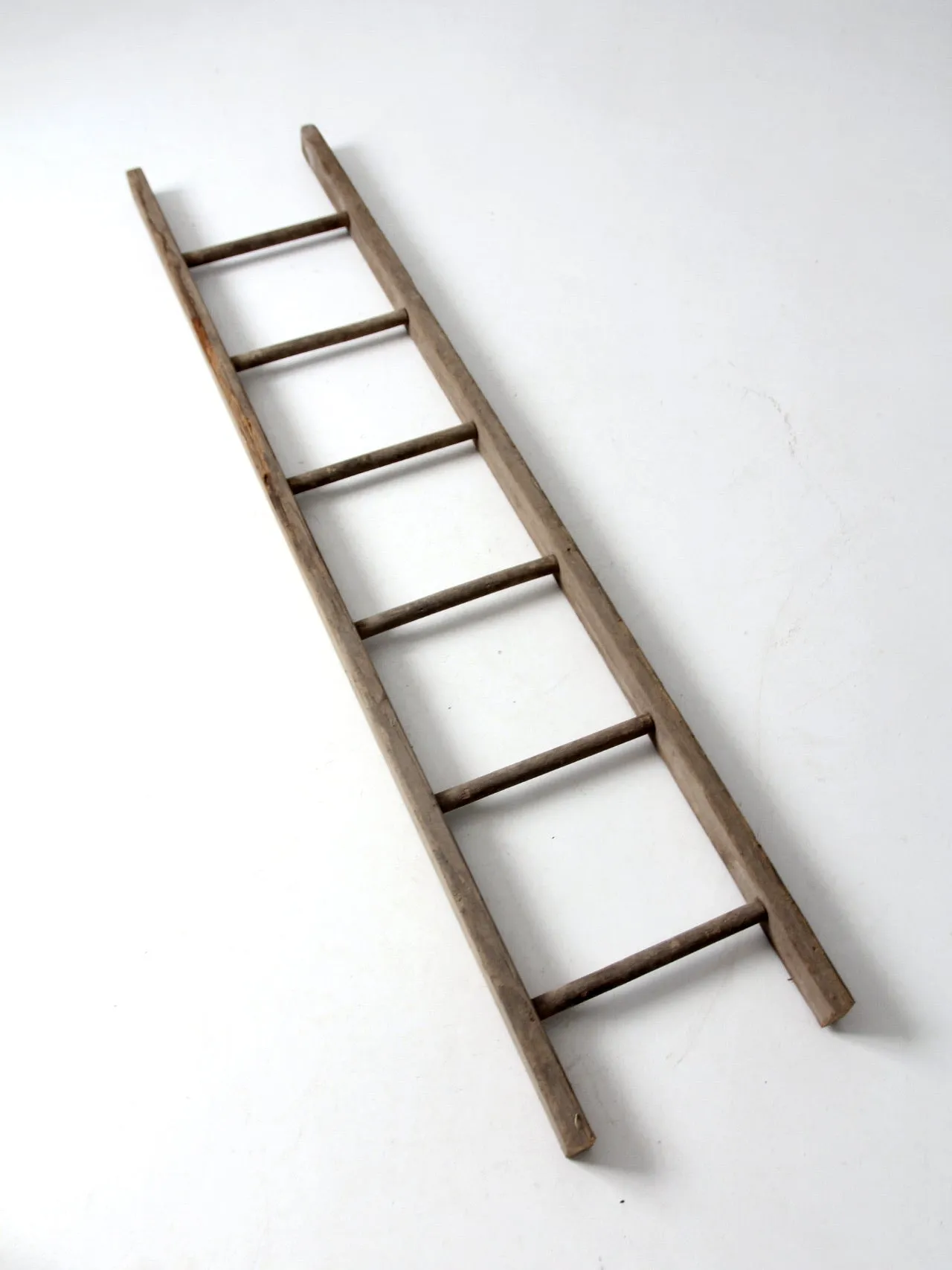 antique picking ladder, decorative blanket ladder