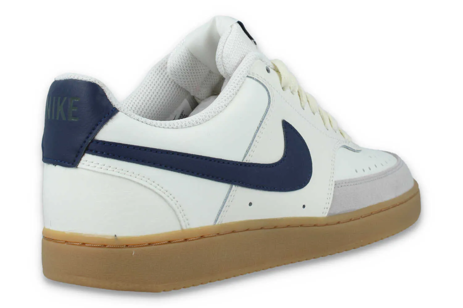 Court Vision Lo