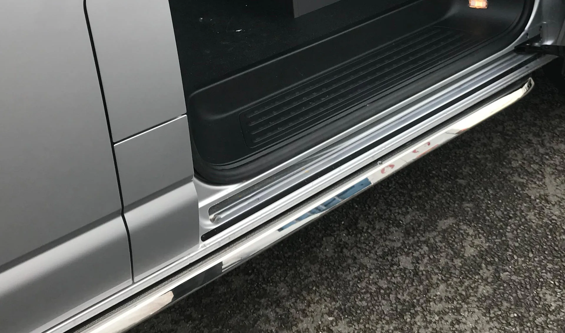Stainless Steel Angular OE Style Side Bars for Volkswagen Transporter T5 SWB
